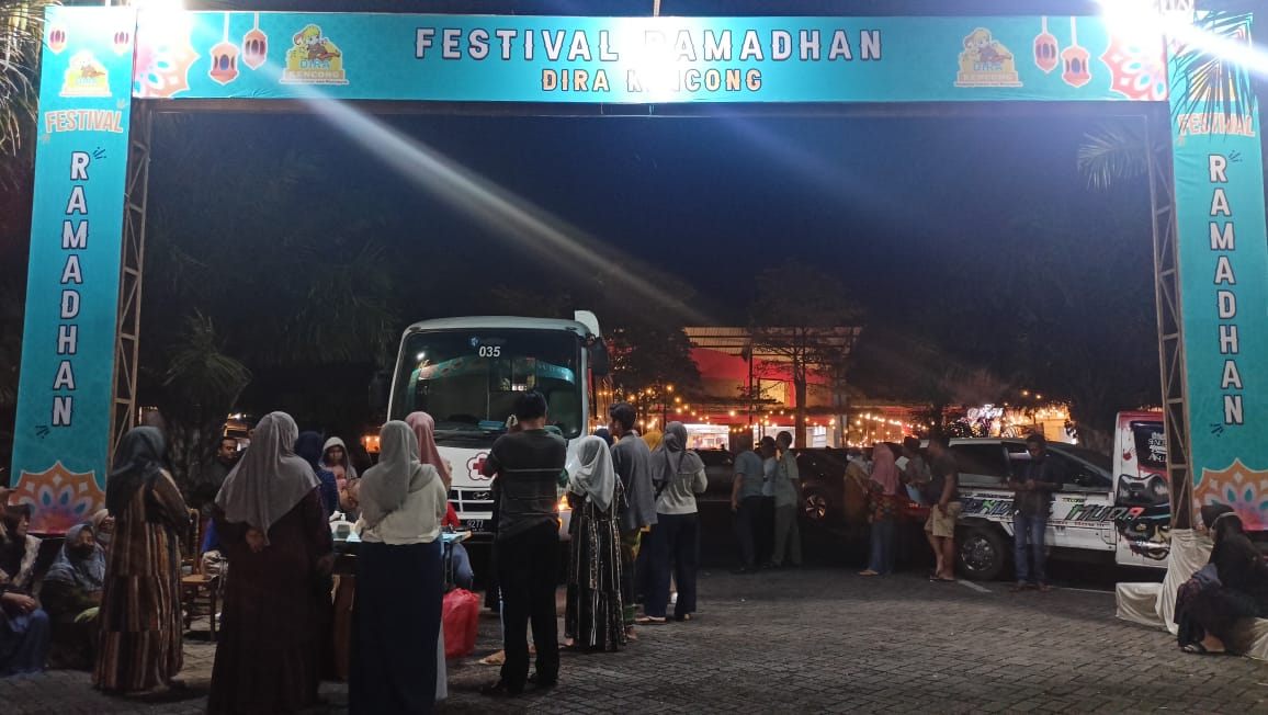 PMI Jember Gelar Donor Ramadan di Parkiran Dira Kencong